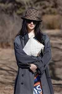 八零军婚：炮灰军嫂逆袭了全文浏览