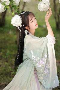 完整作品阅读秘书撩拨上瘾,偏执霸总甘做裙下臣