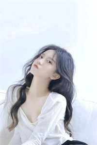 功成名就后,病娇大佬对我念念不忘:曲轻栀谢暮寒